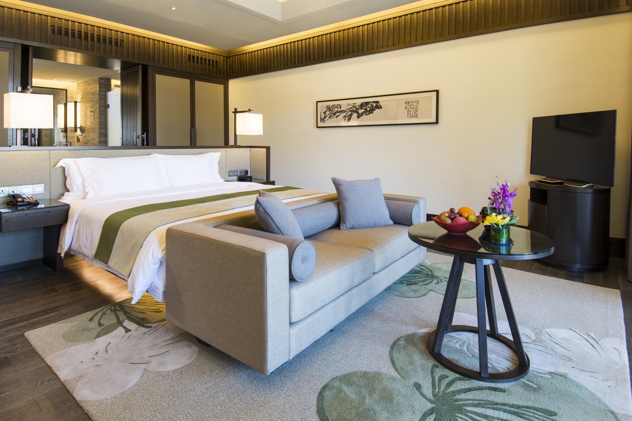 Dusit Devarana Hot Springs & Spa Guangzhou Bagian luar foto