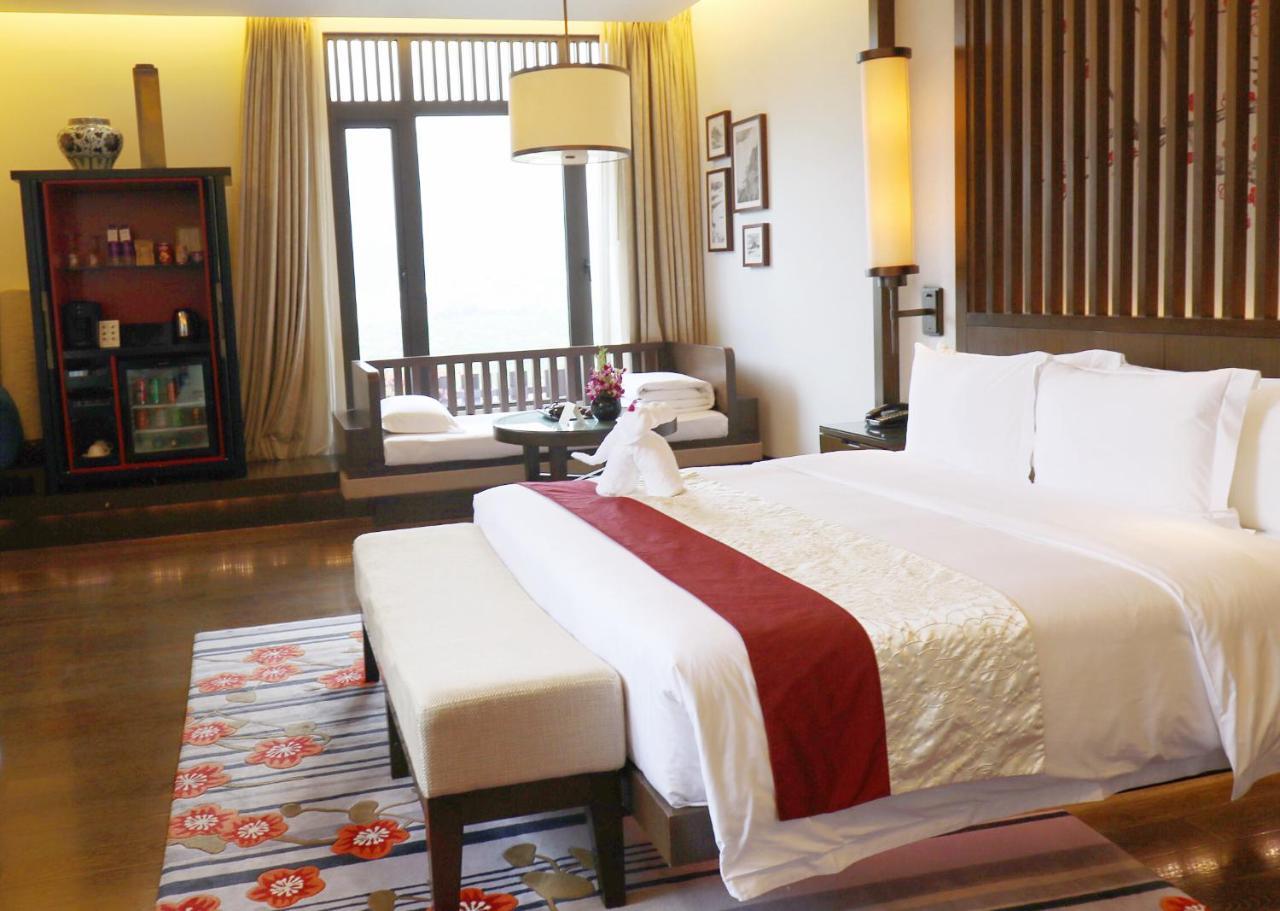 Dusit Devarana Hot Springs & Spa Guangzhou Bagian luar foto
